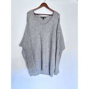 BCBGMaxAzria Wool Alpaca Blend Grey Oversized Knit Sweater Pull Over V Neck